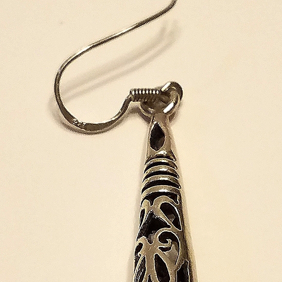 Sterling silver sculpted earrings, 3 cm - Picture 7 of 8